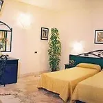 Gaia Hotel 4*