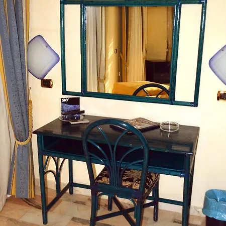 Gaia Hotel 4*