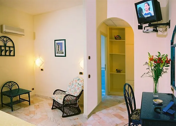 Готель Gaia 4*